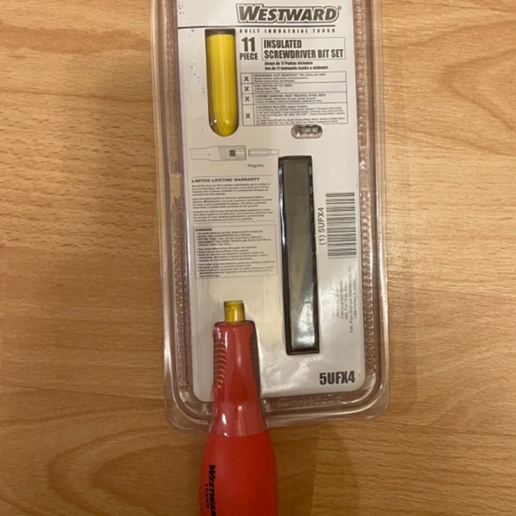 Insulated Screw Driver Set - Picture 2 of 2